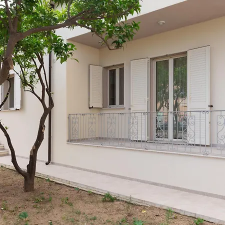 Casa Marina Con Patio By Wonderful Italy Appartement